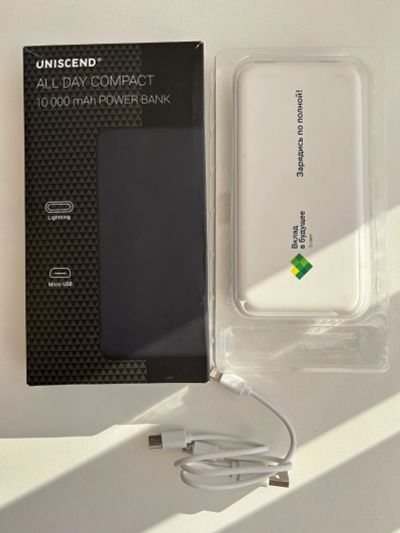 Лот: 24424475. Фото: 1. Powerbank Uniscend Сбер 10000... Внешние, портативные аккумуляторы для смартфонов (Power bank)