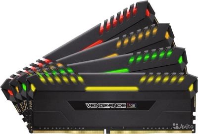 Лот: 14999816. Фото: 1. 32Gb DDR4 3600MHz Corsair Vengeance... Оперативная память