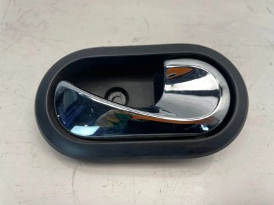 Лот: 22460521. Фото: 1. ручка двери внутренняя Nissan... Другое (автозапчасти)