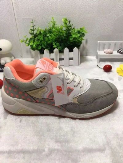 Лот: 8152418. Фото: 1. New Balance кроссовки 580 New... Кеды, кроссовки, слипоны