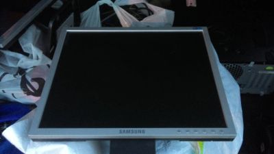 Лот: 8081123. Фото: 1. Рабочий ЖК-монитор 17"Samsung... ЖК-мониторы
