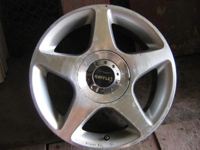 Лот: 99027. Фото: 1. Диски литые. Шины