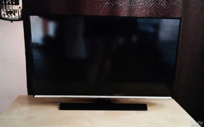 Лот: 18472097. Фото: 1. Телевизор Samsung t32e310ex. Телевизоры