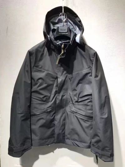 Лот: 11839780. Фото: 1. Куртка Acronym J56-GT 3L. Верхняя одежда