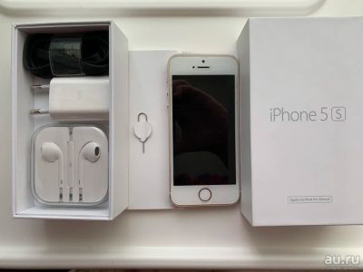 Лот: 13264408. Фото: 1. iPhone 5s с подарочками. Смартфоны