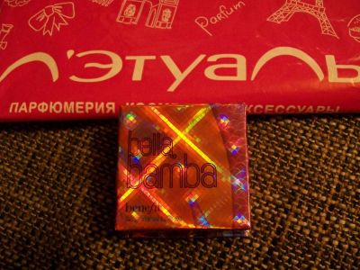 Лот: 3387978. Фото: 1. Benefit компактные румяна Bella... Макияж