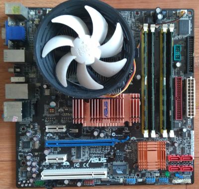 Лот: 14409841. Фото: 1. xeon e5440 с материнской платой... Процессоры