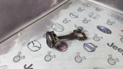 Лот: 23586633. Фото: 1. Поршень с шатуном Mazda 3 PE-VPS... Двигатель и элементы двигателя