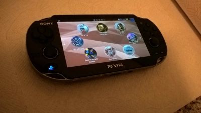 Лот: 8174702. Фото: 1. PS Vita в отличном состоянии... Игровые приставки, консоли