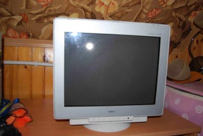 Лот: 4748915. Фото: 1. Монитор NEC MultiSync FE990 19... ЭЛТ-мониторы