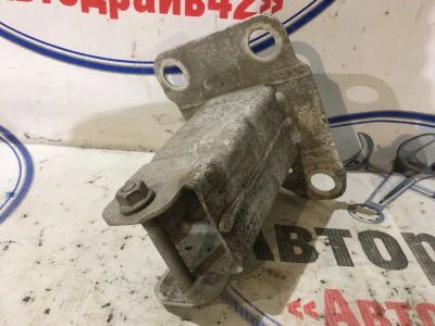 Лот: 21718747. Фото: 1. кронштейн усилителя бампера Renault... Кузов