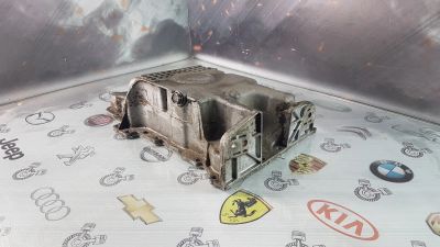 Лот: 24307192. Фото: 1. Поддон Mazda MPV GY GY01-10-400A. Двигатель и элементы двигателя