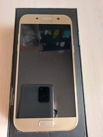 Лот: 15942052. Фото: 1. Samsung Galaxy A5 2017. Смартфоны