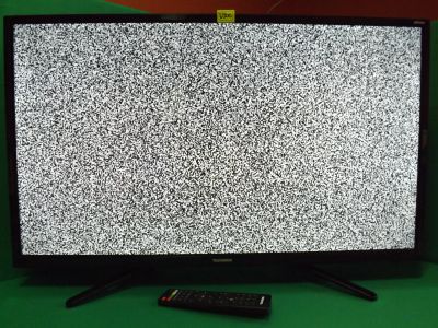Лот: 18344097. Фото: 1. Телевизор Telefunken 32s73t2. Телевизоры