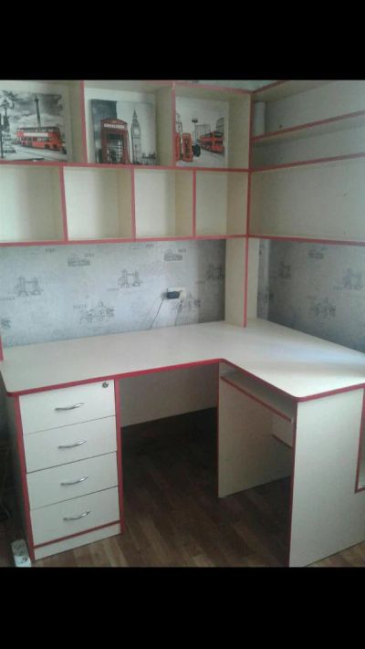 Лот: 13957559. Фото: 1. Стол компьютерный. Компьютерные и письменные столы