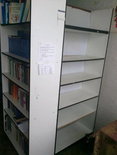 Лот: 8800440. Фото: 1. Стеллажи деревянные из библиотеки. Полки, стеллажи, этажерки