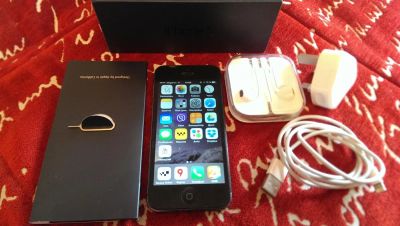 Лот: 4754068. Фото: 1. iphone 5 64gb black IOS 8.1 полный... Смартфоны