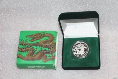 Лот: 18206312. Фото: 1. Монета Жетон. Год дракона 2012... Памятные медали