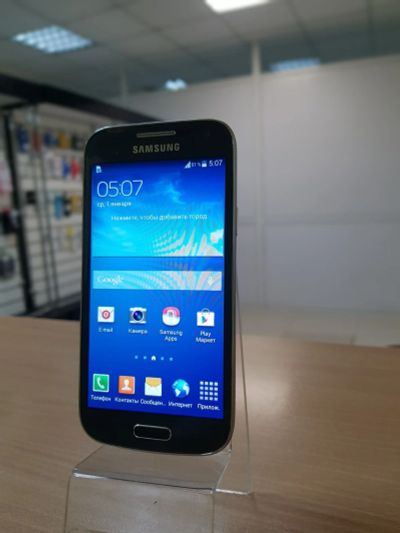 Лот: 13511950. Фото: 1. Смартфон Samsung Galaxy S4 mini... Смартфоны
