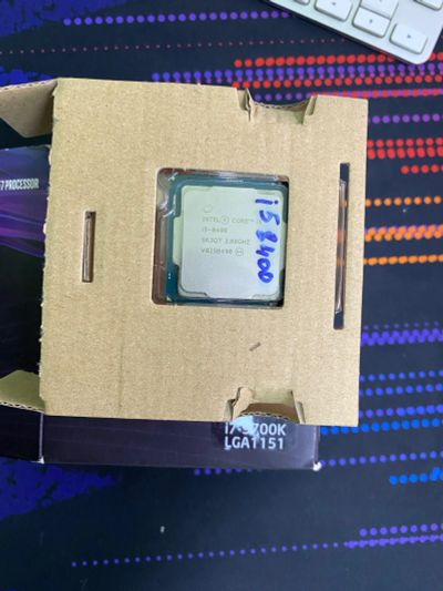Лот: 18807232. Фото: 1. Intel i5-8400. Процессоры