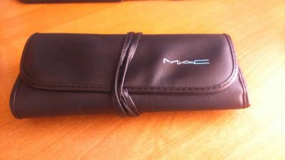 Лот: 9842644. Фото: 1. Кисти для макияжа MAC. Косметологические, парикмахерские инструменты