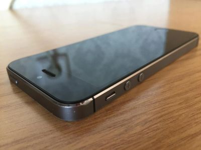 Лот: 8203101. Фото: 1. Apple iPhone 5S 16GB Space Gray. Смартфоны