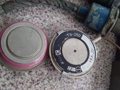 Лот: 15892144. Фото: 1. Диоды. Диоды и тиристоры