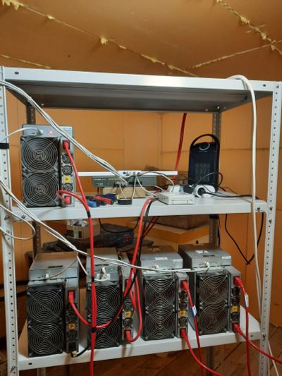 Лот: 18851205. Фото: 1. Asic Antminer T17 42Th/s. Майнинг фермы, товары для майнинга