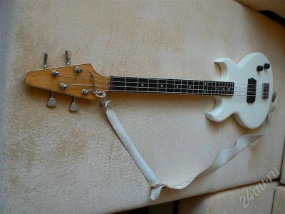 Лот: 338682. Фото: 1. бас-гитара(снова в продаже... Гитары