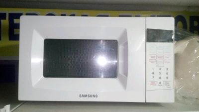 Лот: 6833277. Фото: 1. Печь микроволновая Samsung MW63FR... Микроволновки, мини-печи