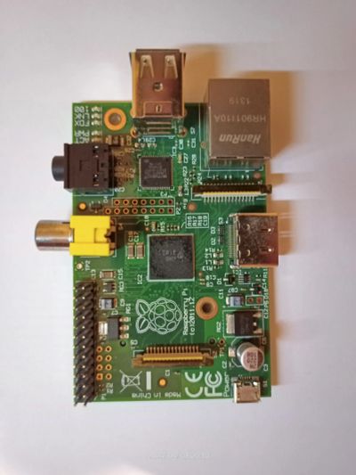Лот: 21781190. Фото: 1. Микрокомпьютер Raspberry pi 1. Шлейфы, кабели, переходники