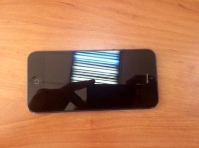 Лот: 5186920. Фото: 1. Продам iPhone 5 16GB Black !!!. Смартфоны