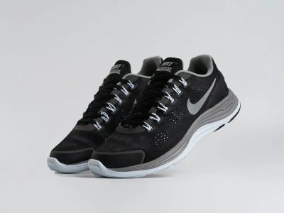 Лот: 25429835. Фото: 1. Кроссовки Nike LunarGlide 4. Кеды, кроссовки, слипоны