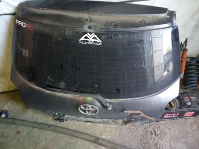 Лот: 16163745. Фото: 1. Стекло Toyota auris. Кузов