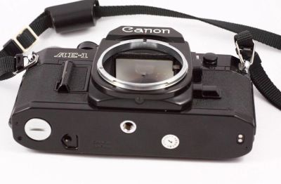 Лот: 4157119. Фото: 1. Canon AE-1 black. Плёночные зеркальные