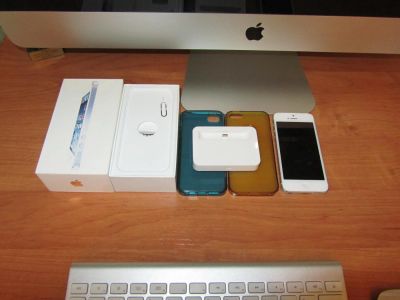 Лот: 4199692. Фото: 1. iphone 5 16gb white. Смартфоны