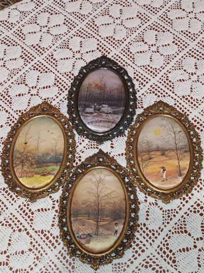 Лот: 17272376. Фото: 1. Винтажные картины на шёлке комплект... Картины, гравюры