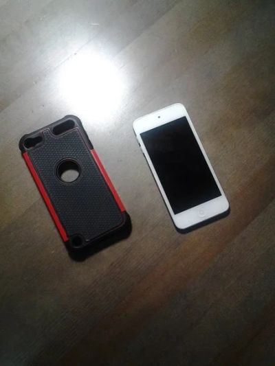 Лот: 4969553. Фото: 1. iPod touch 5 32gb!. Плееры