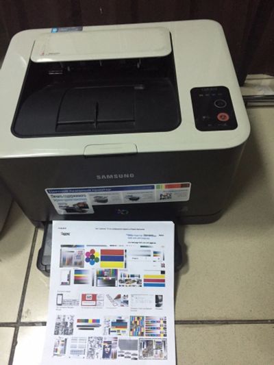 Лот: 11971047. Фото: 1. Принтер цветной лазерный Samsung... Лазерные принтеры