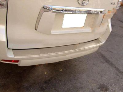 Лот: 7420260. Фото: 1. Накладка на задний бампер Toyota... Кузов