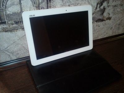 Лот: 13708593. Фото: 1. Планшет ASUS MeMO Pad 10 ME102A... Планшеты