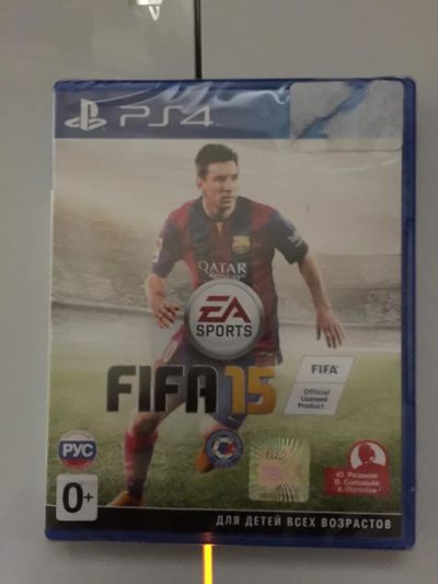 Лот: 5611679. Фото: 1. Диск лицензионный Fifa 15 ps 4... Игры для консолей