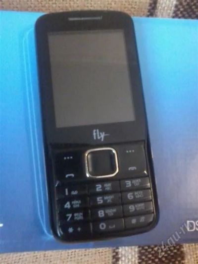 Лот: 1379259. Фото: 1. Fly-DS185. Кнопочные мобильные телефоны