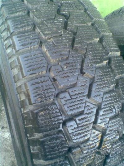 Лот: 1301702. Фото: 1. Yokogama 175\60\14кол-во2шт. Шины