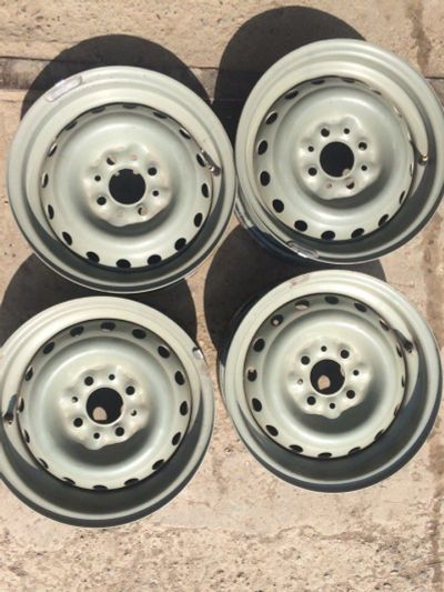 Лот: 9540903. Фото: 1. Болотные штампы R13 4*98. Диски