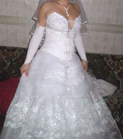 Лот: 1770121. Фото: 1. Очаровательное свадебное платье. Другое (свадебная мода)