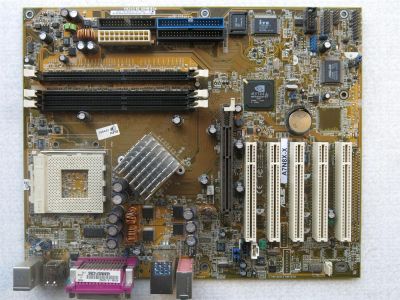 Лот: 2961656. Фото: 1. Asus A7n8x-x-Eayoz (из старых). Материнские платы