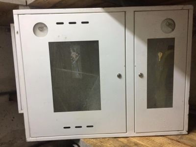 Лот: 11448675. Фото: 1. Шкаф пожарный навесной открытый... Сигнализации, датчики противопожарные, охранные