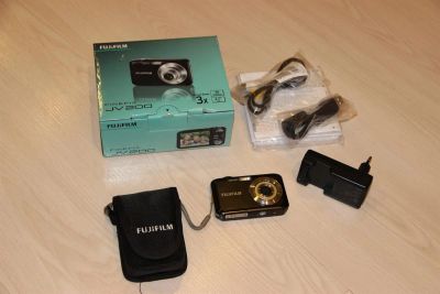 Лот: 3369589. Фото: 1. Компактный фотоаппарат Fujifilm... Цифровые компактные