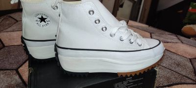 Лот: 23605481. Фото: 1. Кроссовки женские Converse (37... Кеды, кроссовки, слипоны